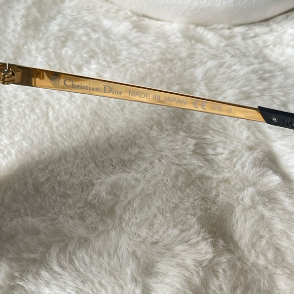 DIOR Rose Gold Enigme Cat-Eye Sunglasses - Picture 5 of 8